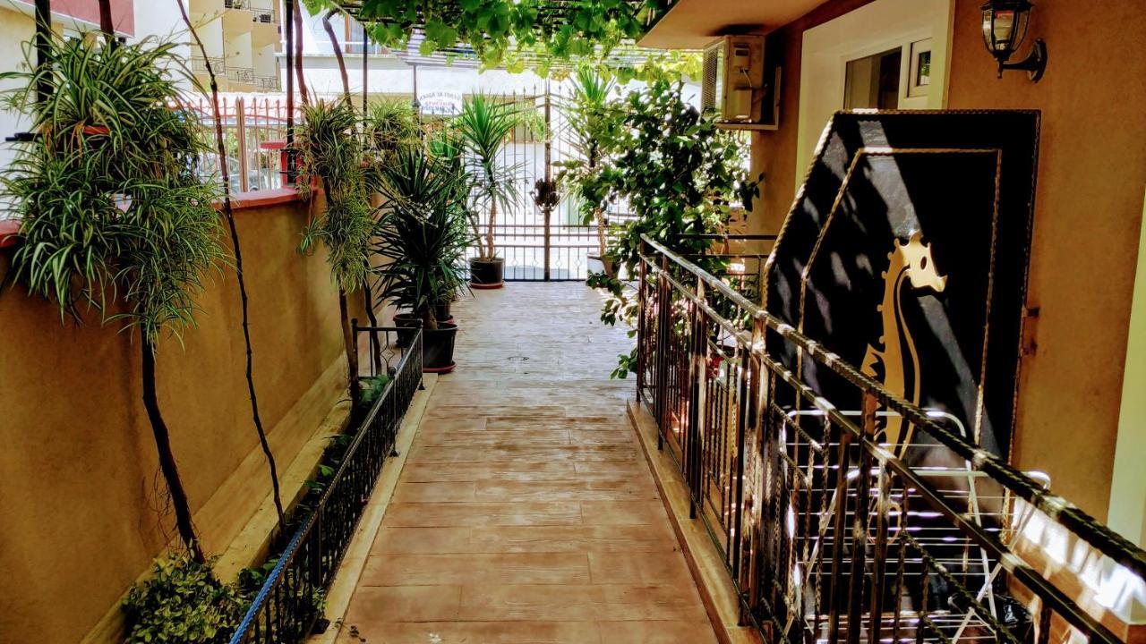 Dracena Guesthouse Ravda Ngoại thất bức ảnh