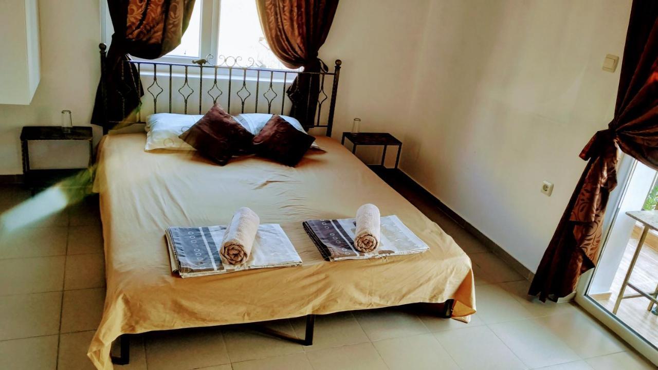 Dracena Guesthouse Ravda Ngoại thất bức ảnh