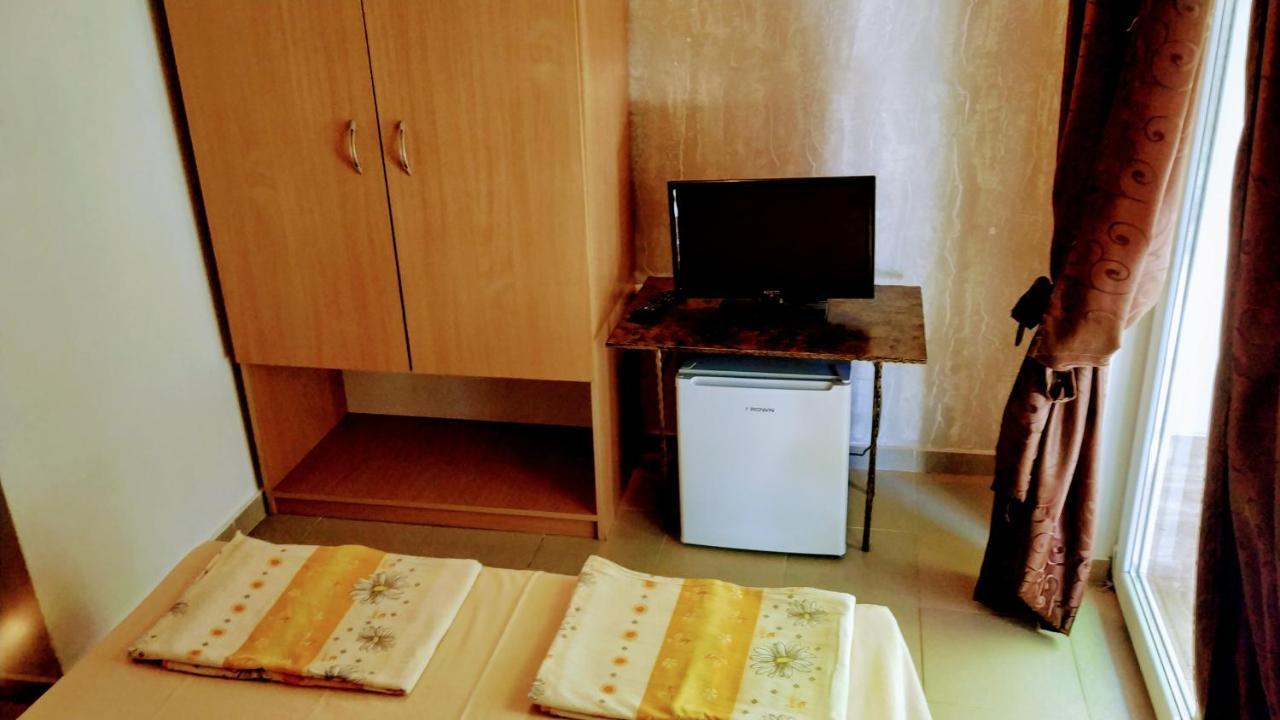 Dracena Guesthouse Ravda Ngoại thất bức ảnh