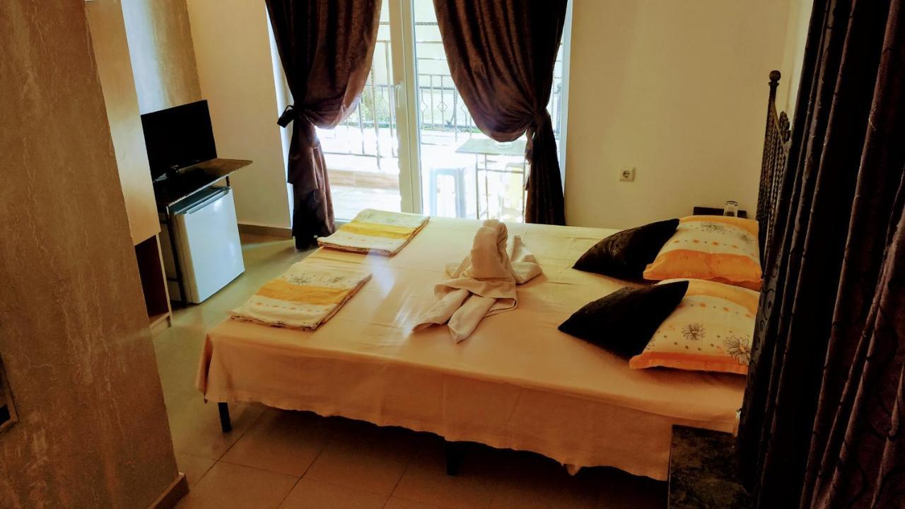 Dracena Guesthouse Ravda Ngoại thất bức ảnh
