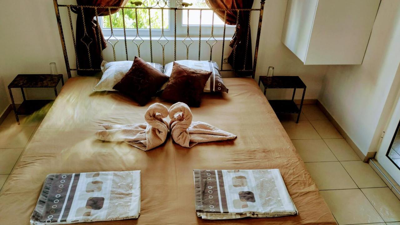 Dracena Guesthouse Ravda Ngoại thất bức ảnh