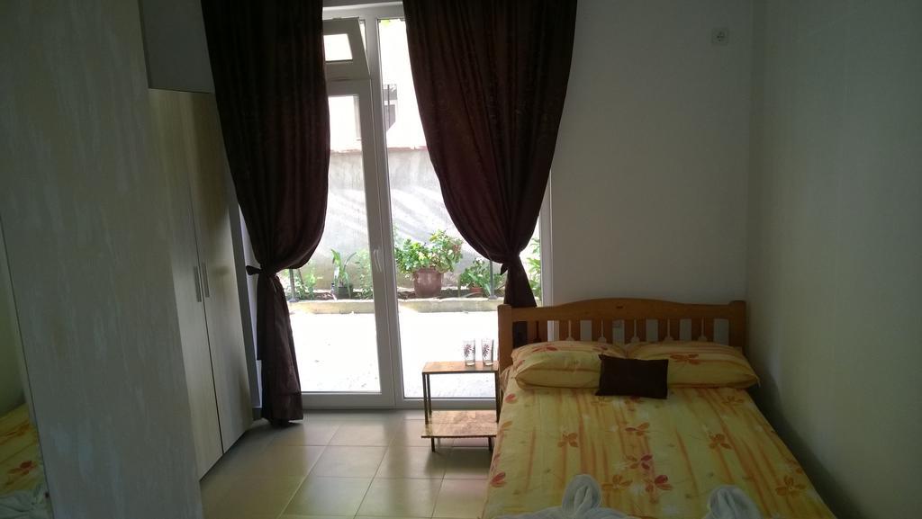 Dracena Guesthouse Ravda Ngoại thất bức ảnh