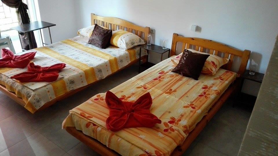 Dracena Guesthouse Ravda Ngoại thất bức ảnh