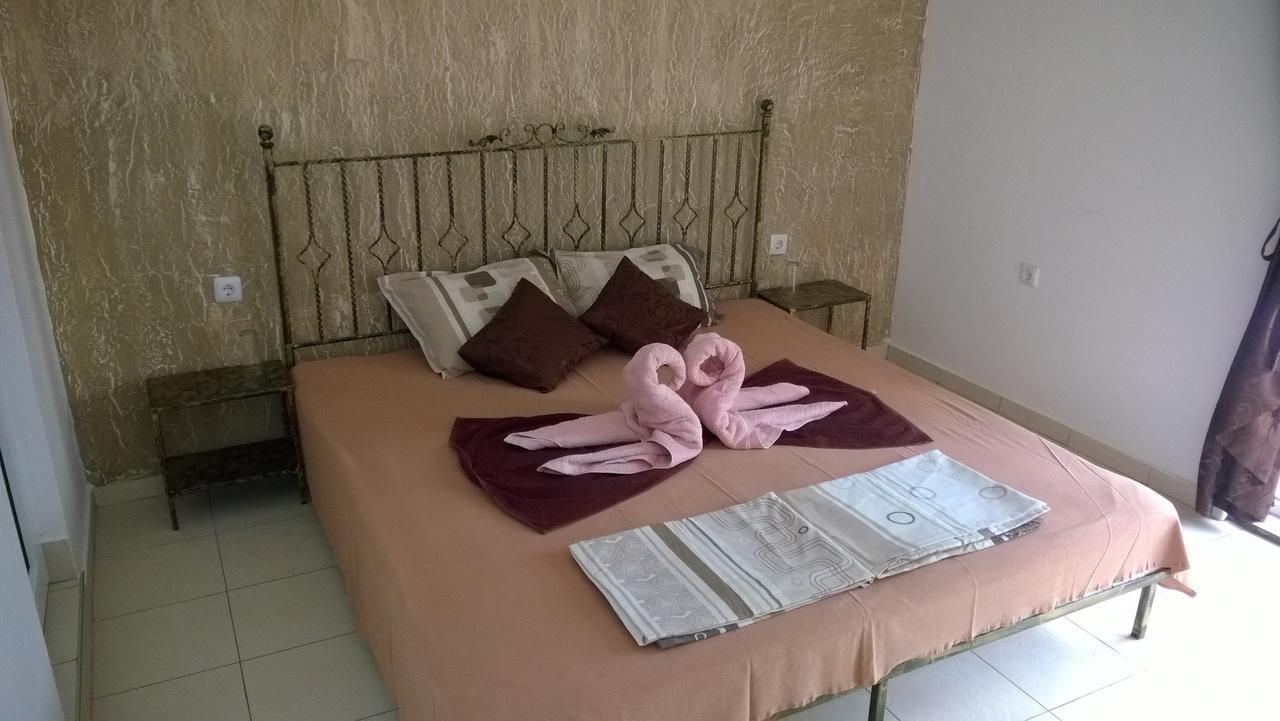 Dracena Guesthouse Ravda Ngoại thất bức ảnh