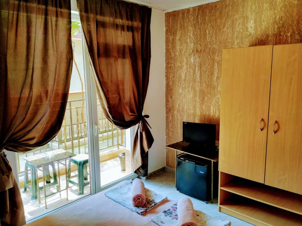 Dracena Guesthouse Ravda Ngoại thất bức ảnh
